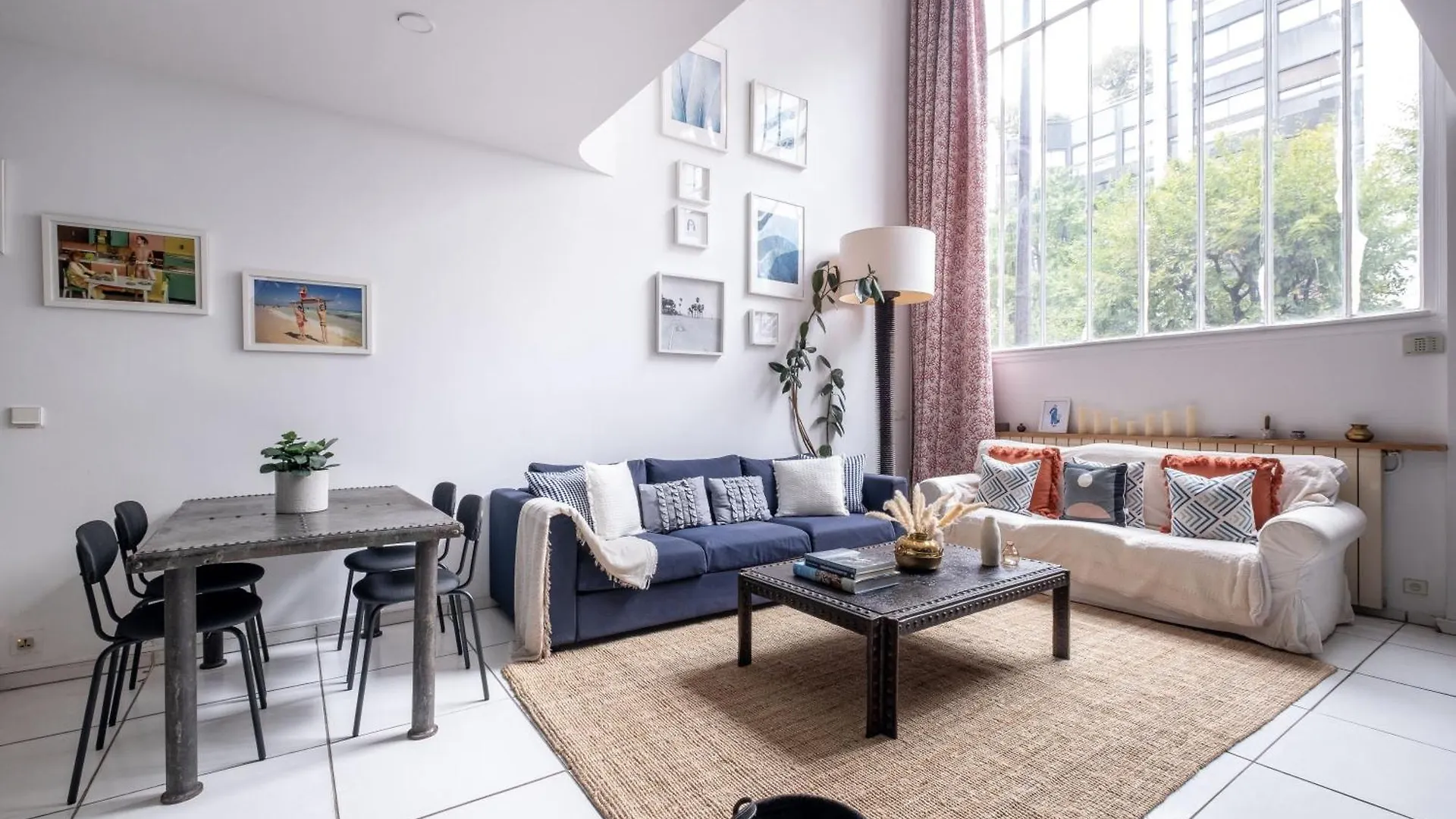 Loft D Exception Au Pied Des Champs-Elysees Paris