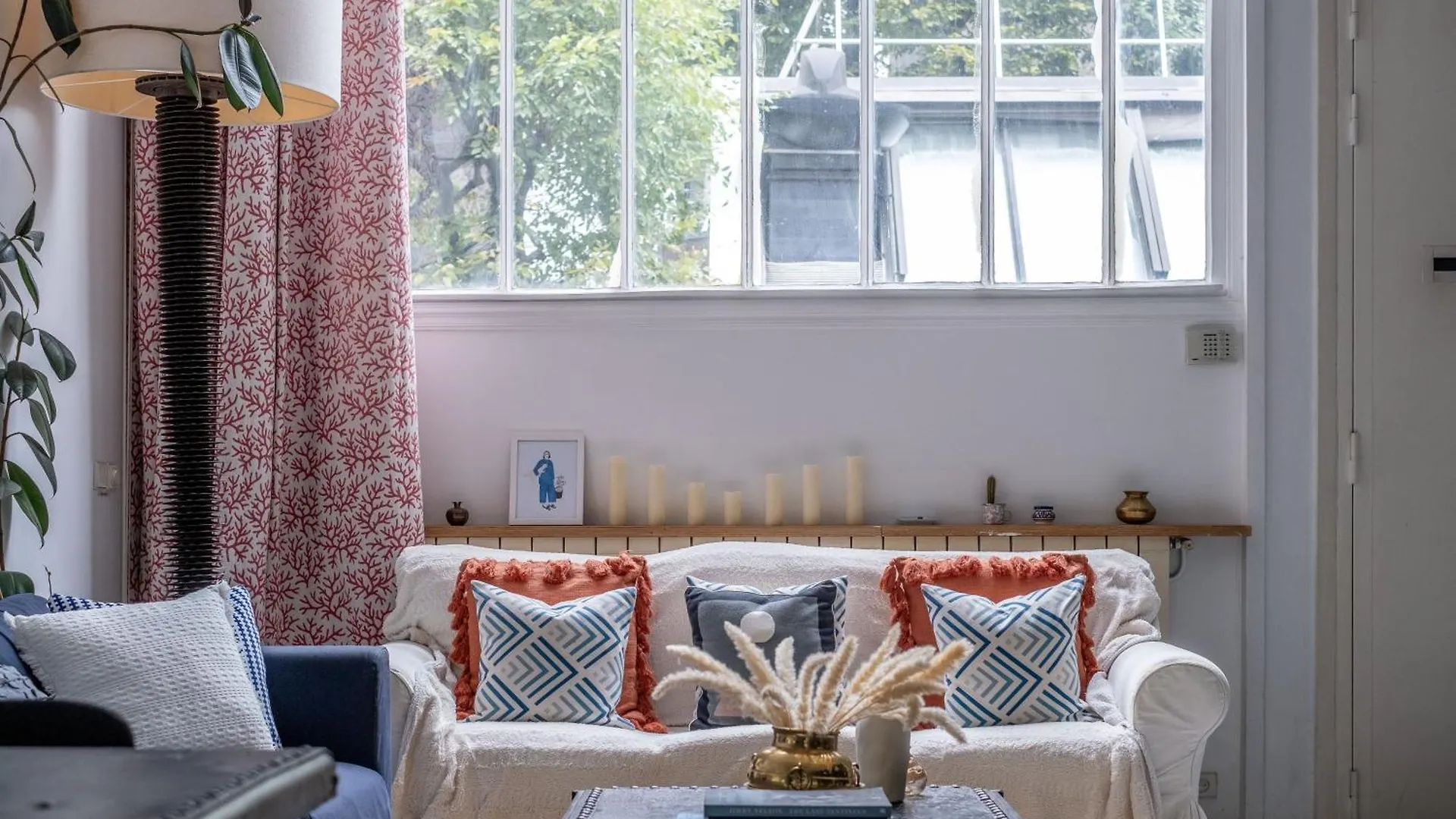 Apartment Loft D Exception Au Pied Des Champs-Elysees Paris