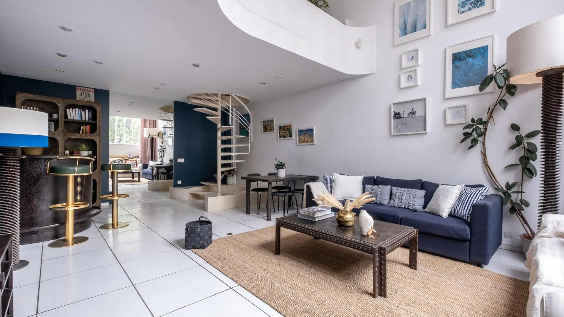 Loft D Exception Au Pied Des Champs-Elysees Paris 0*,