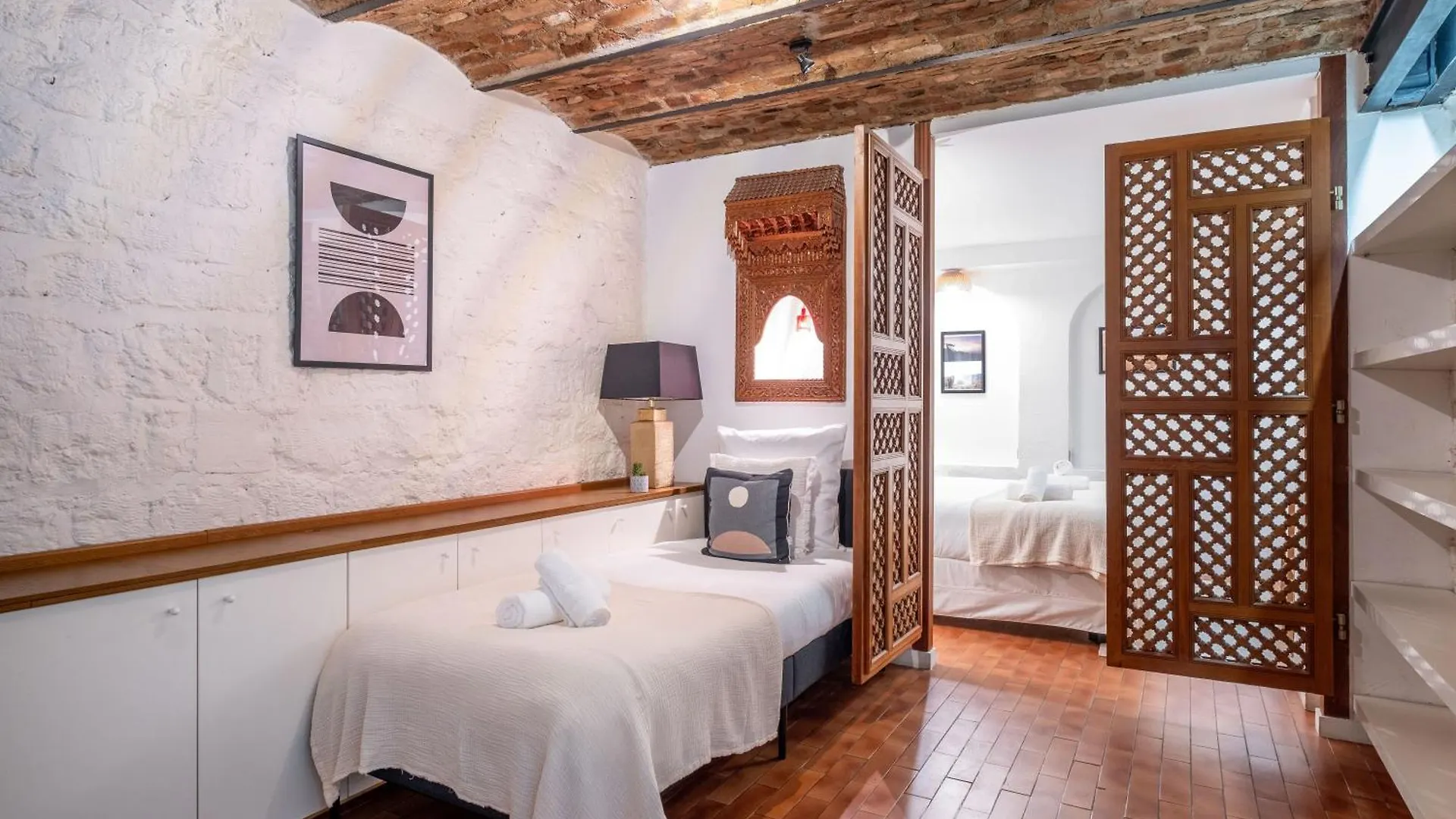 Apartment Loft D Exception Au Pied Des Champs-Elysees Paris France