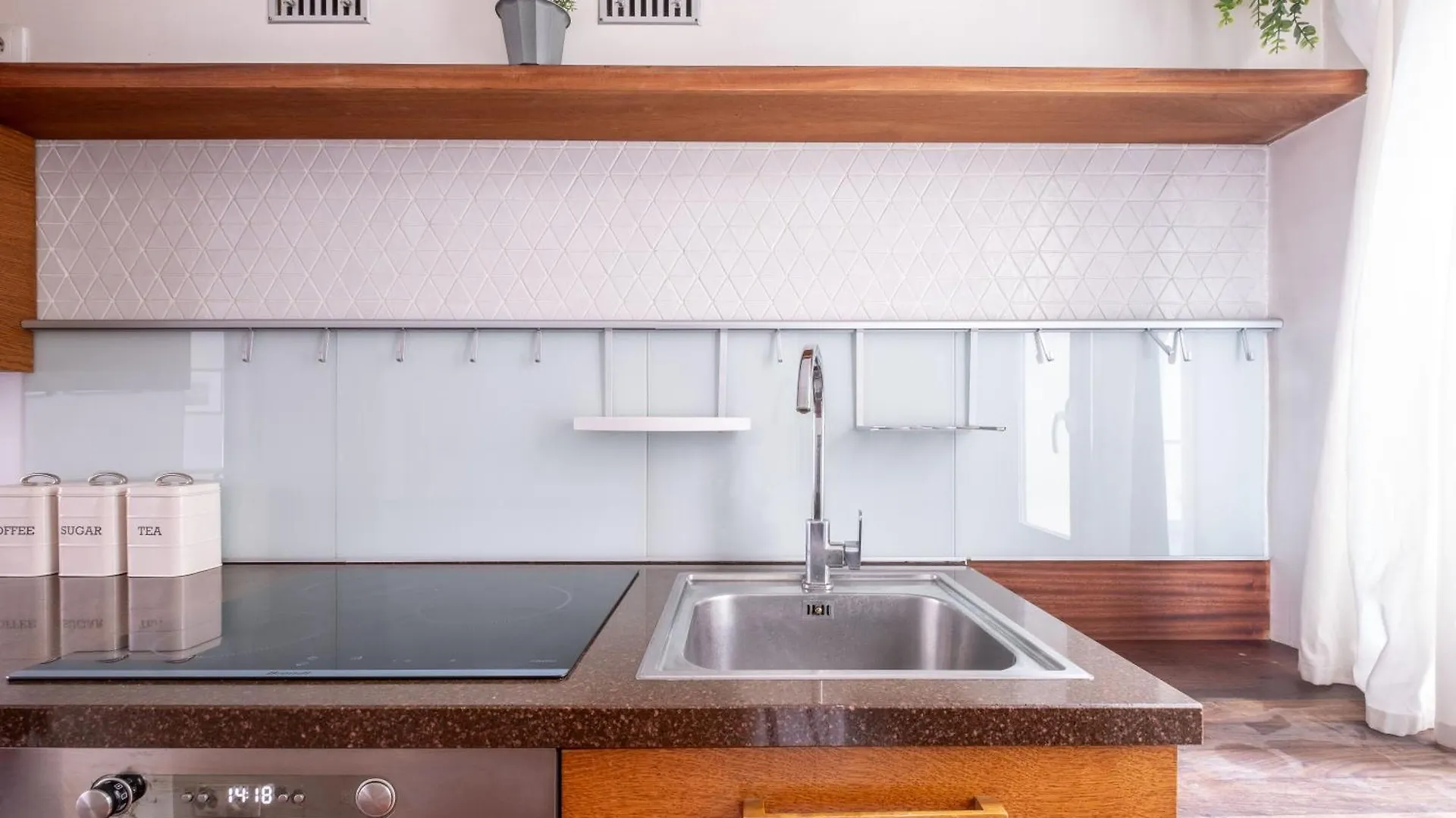 Loft D Exception Au Pied Des Champs-Elysees Paris Apartment