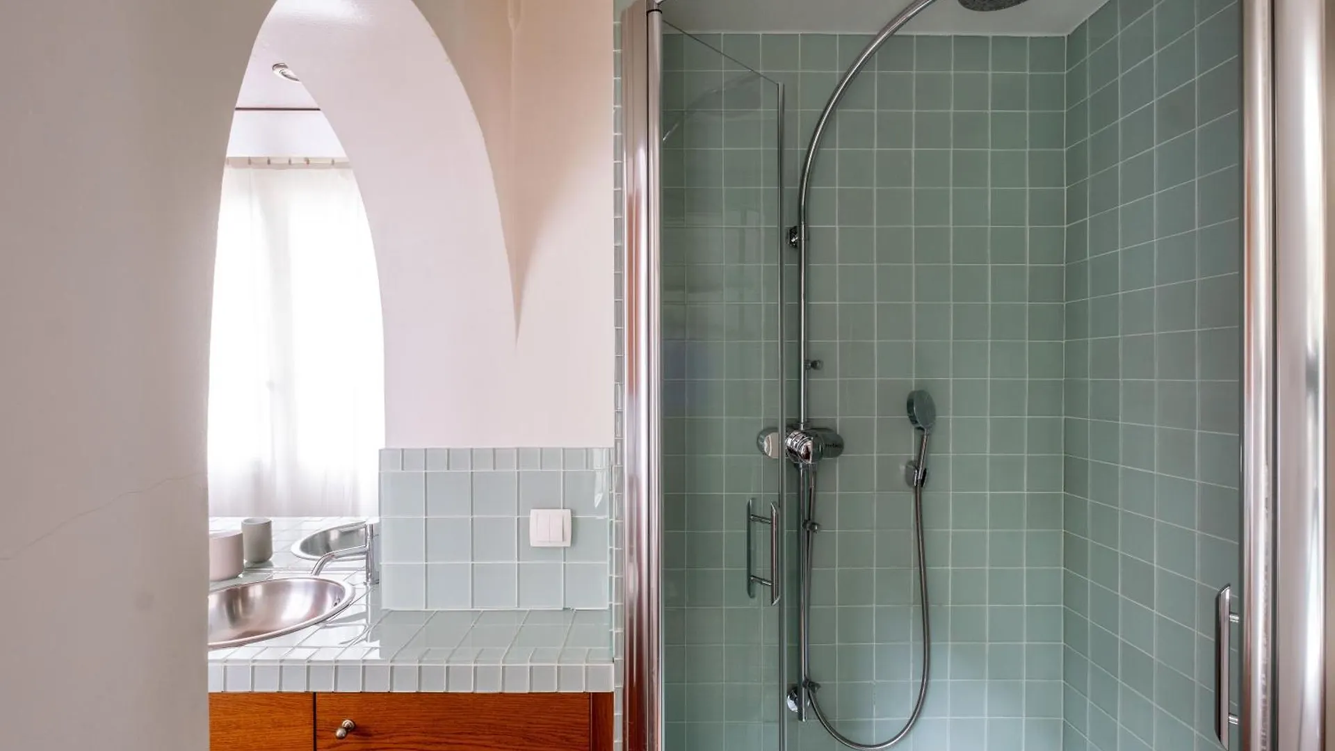 Loft D Exception Au Pied Des Champs-Elysees Paris 0*,