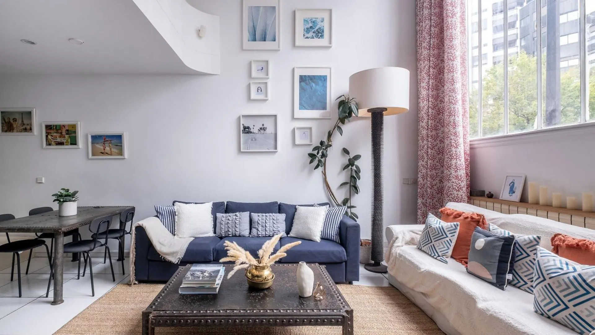 Loft D Exception Au Pied Des Champs-Elysees Paris Appartement